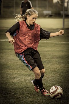 Bild 4313 - B-Juniorinnen FSC Kaltenkirchen - SV Henstedt Ulzburg : Ergebnis: 2:0